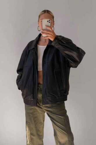 90's Womens Vintage Oversized Straight Jacket, ladies leather jacket, ladies biker jacket, ladies oversized leather jacket