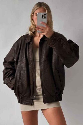 90's Womens Vintage Oversized Straight Jacket, ladies leather jacket, ladies biker jacket, ladies oversized leather jacket, ladies leather